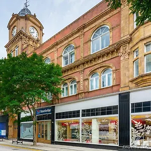 https://travelodge-london-woolwich-hotel.cambridgehotelsuk.com